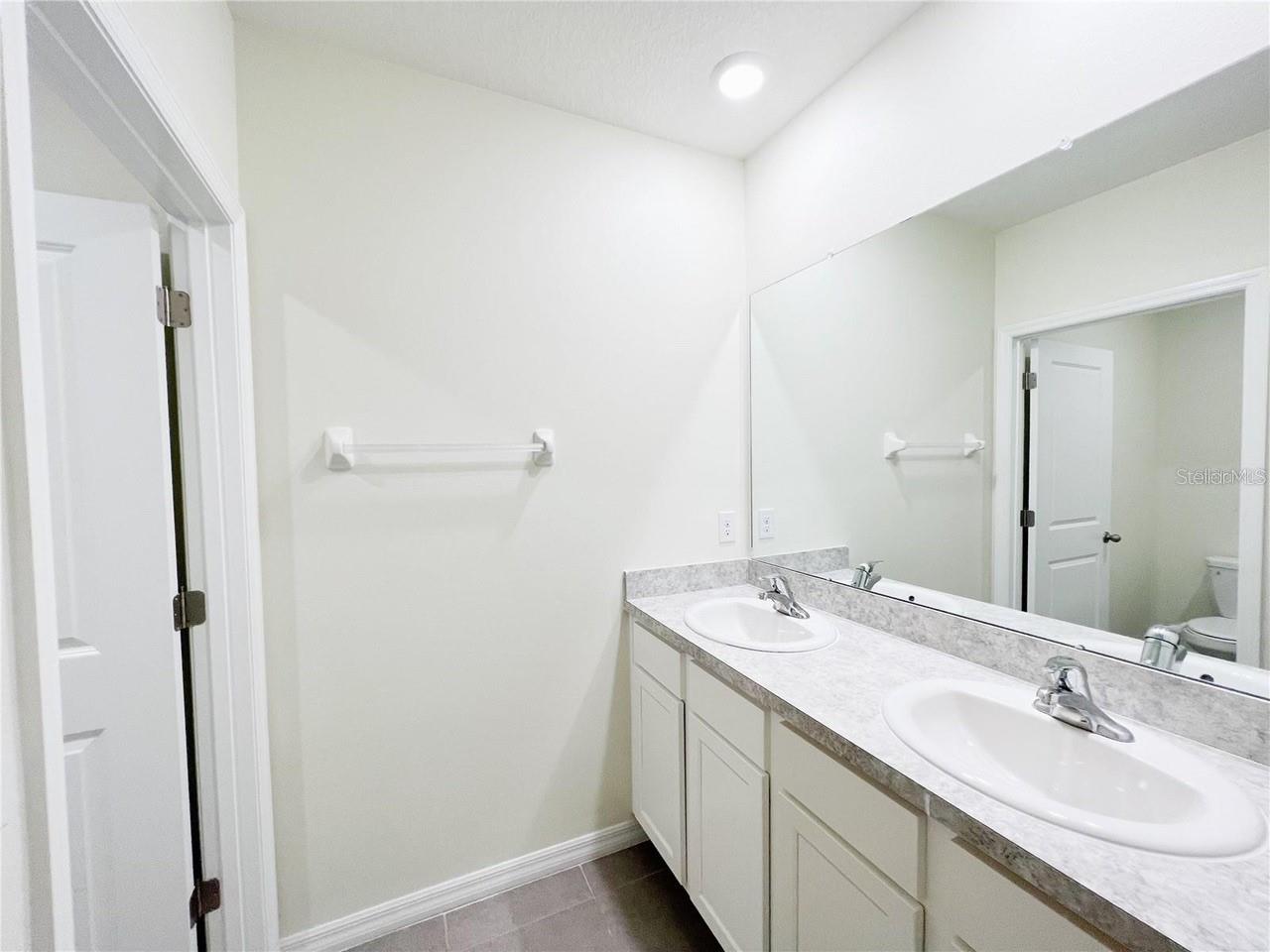 Image 14 of 25 For 16336 Little Garden Drive