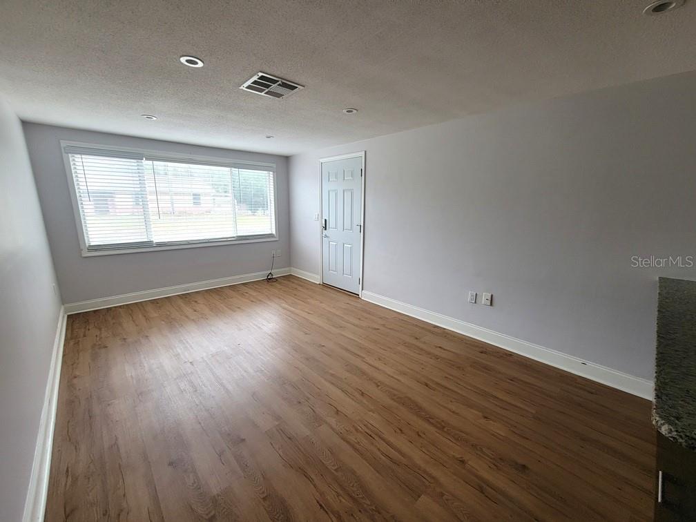 Image 4 of 14 For 6907 Forest Avenue