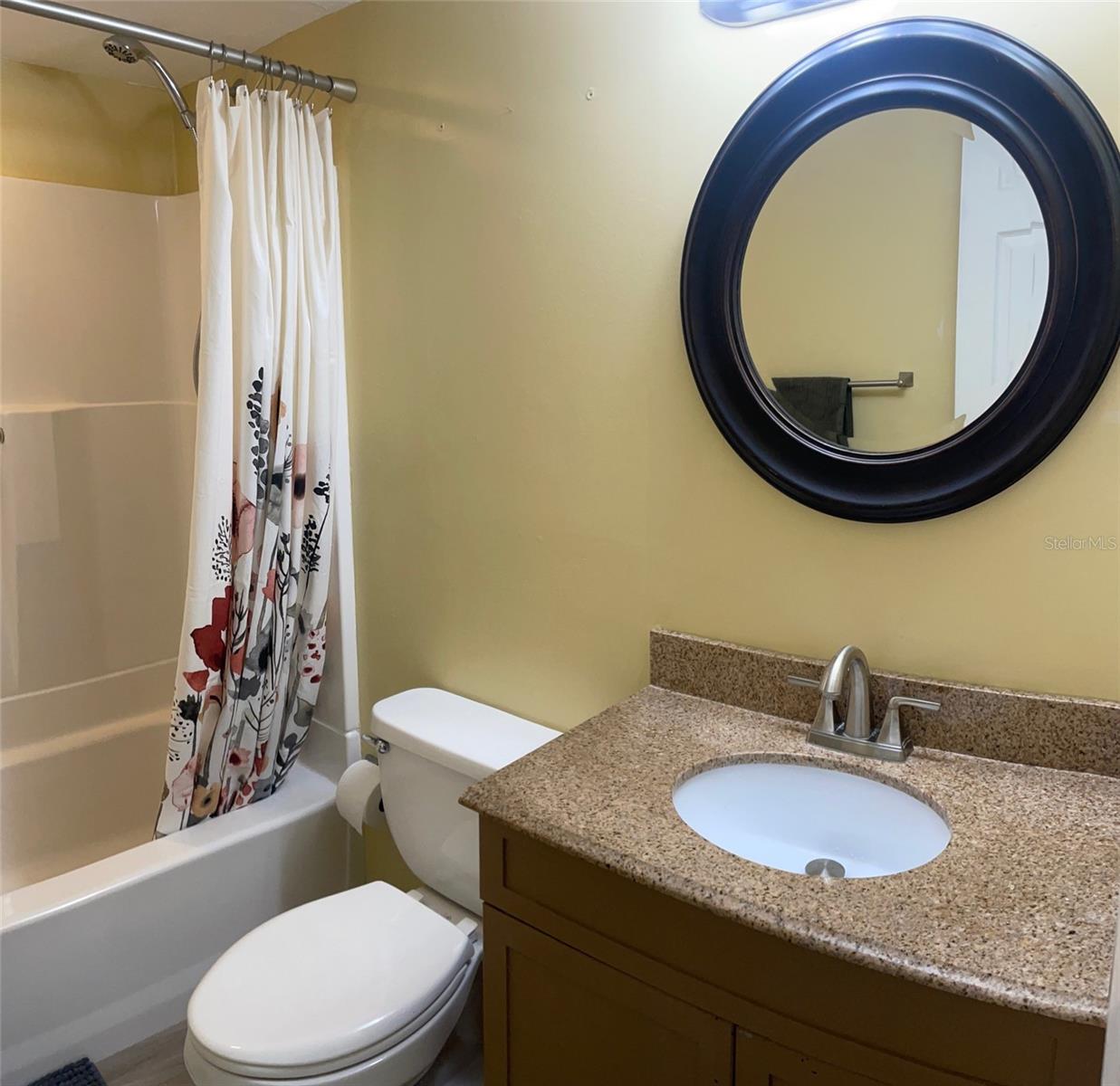 Image 11 of 14 For 370 Base Avenue E 107