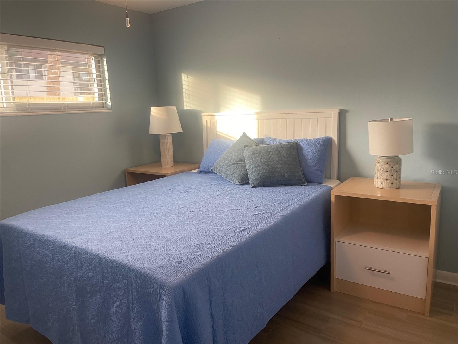 Image 9 of 14 For 370 Base Avenue E 107