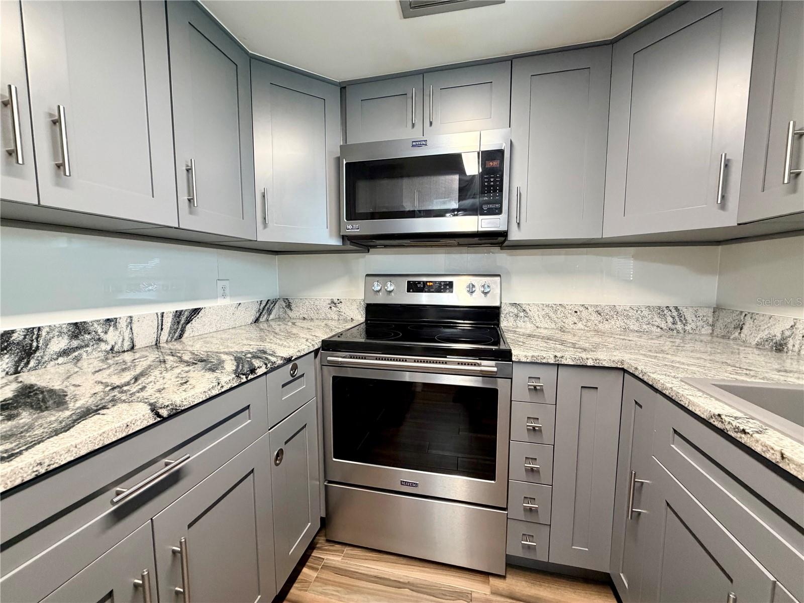 Image 8 of 20 For 4807 Marine Parkway 202