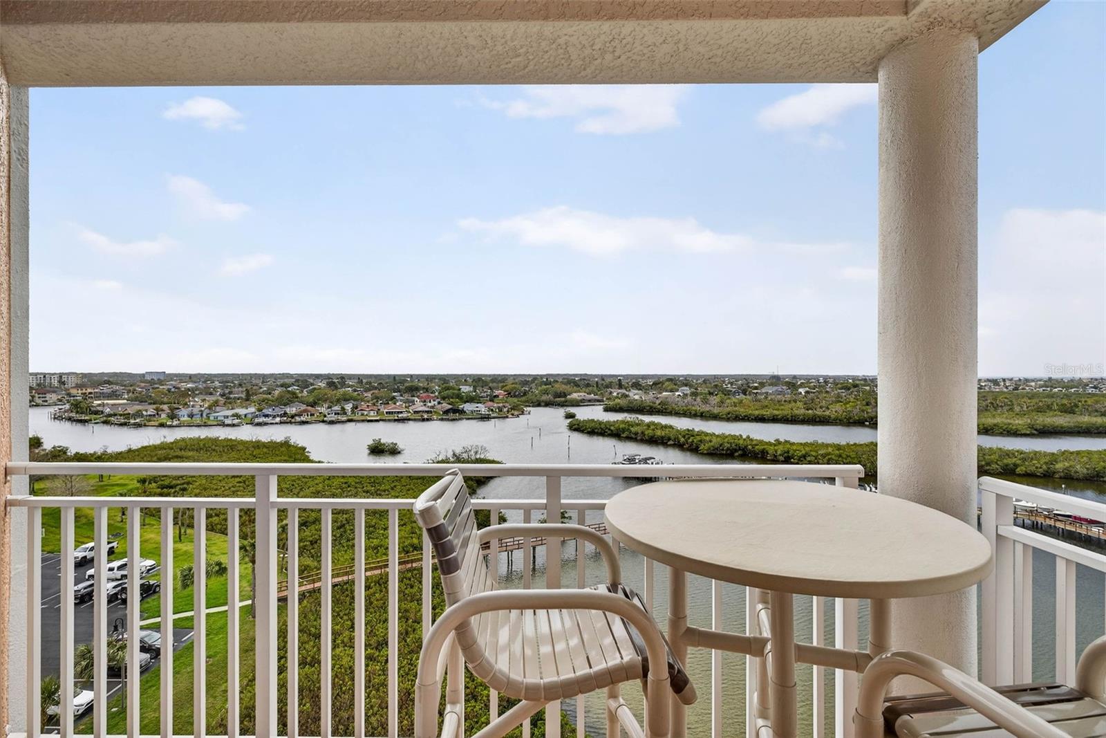 Image 33 of 64 For 4516 Seagull Drive 902