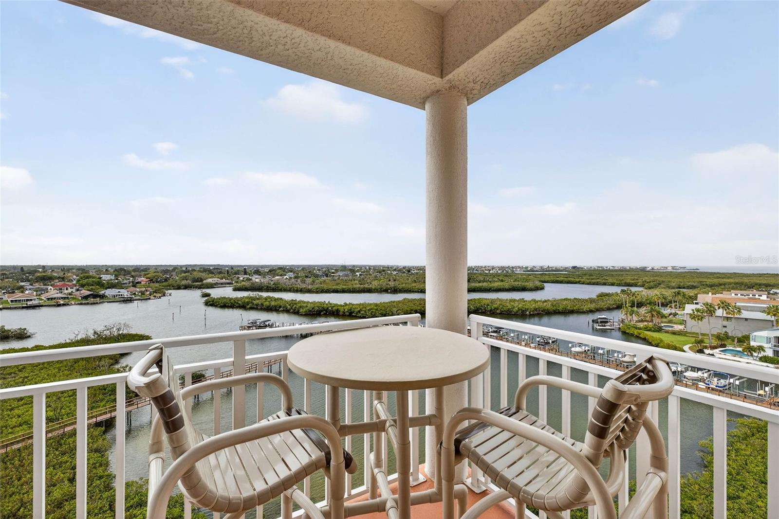 Image 35 of 64 For 4516 Seagull Drive 902