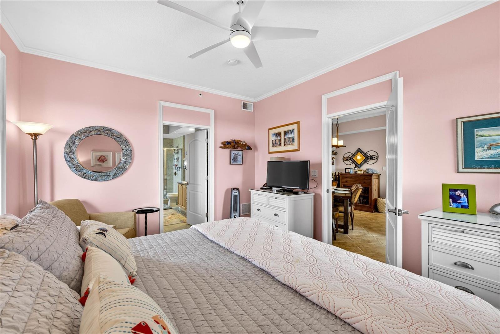 Image 49 of 64 For 4516 Seagull Drive 902