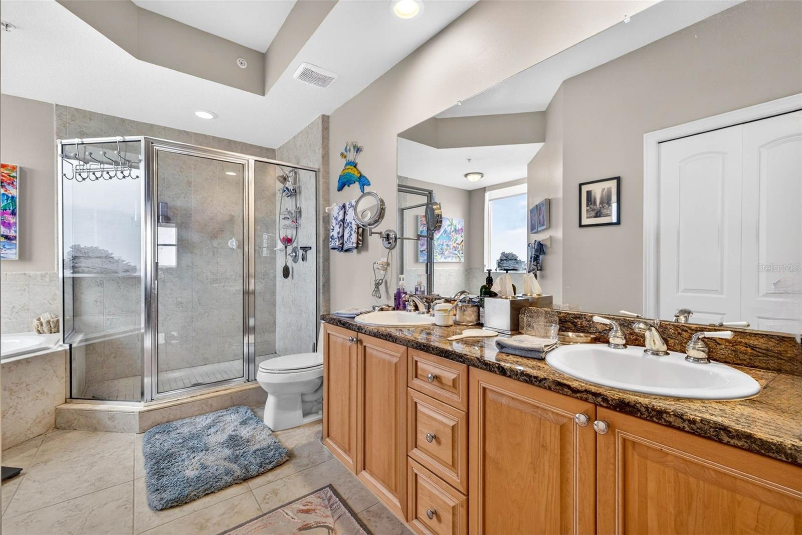 Image 51 of 64 For 4516 Seagull Drive 902