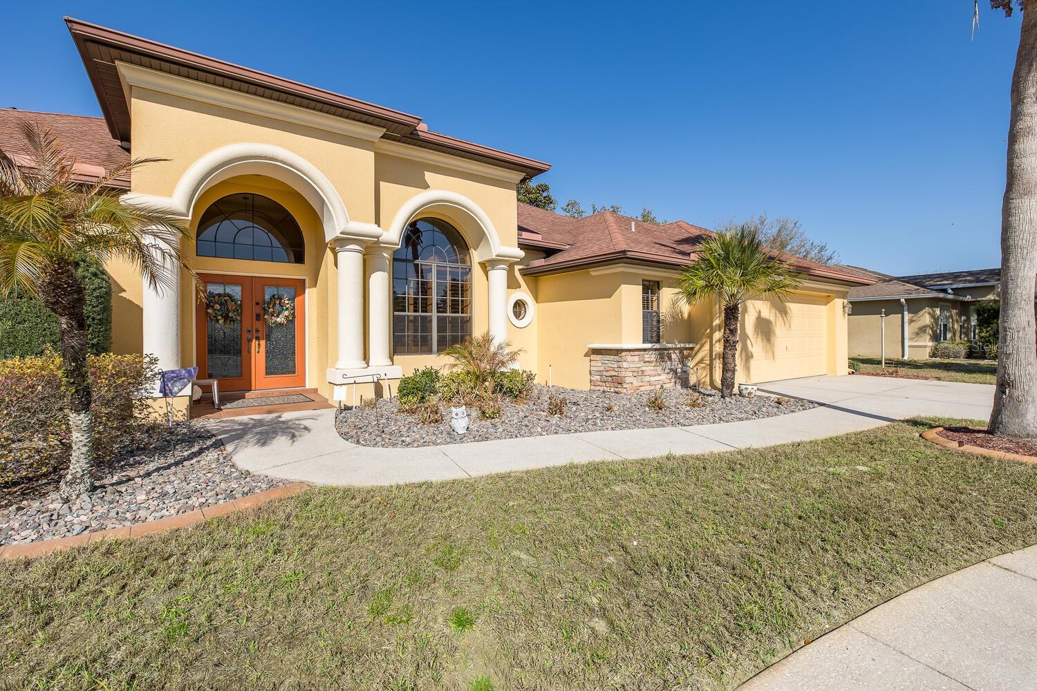 Image 12 of 69 For 427 Archway Drive