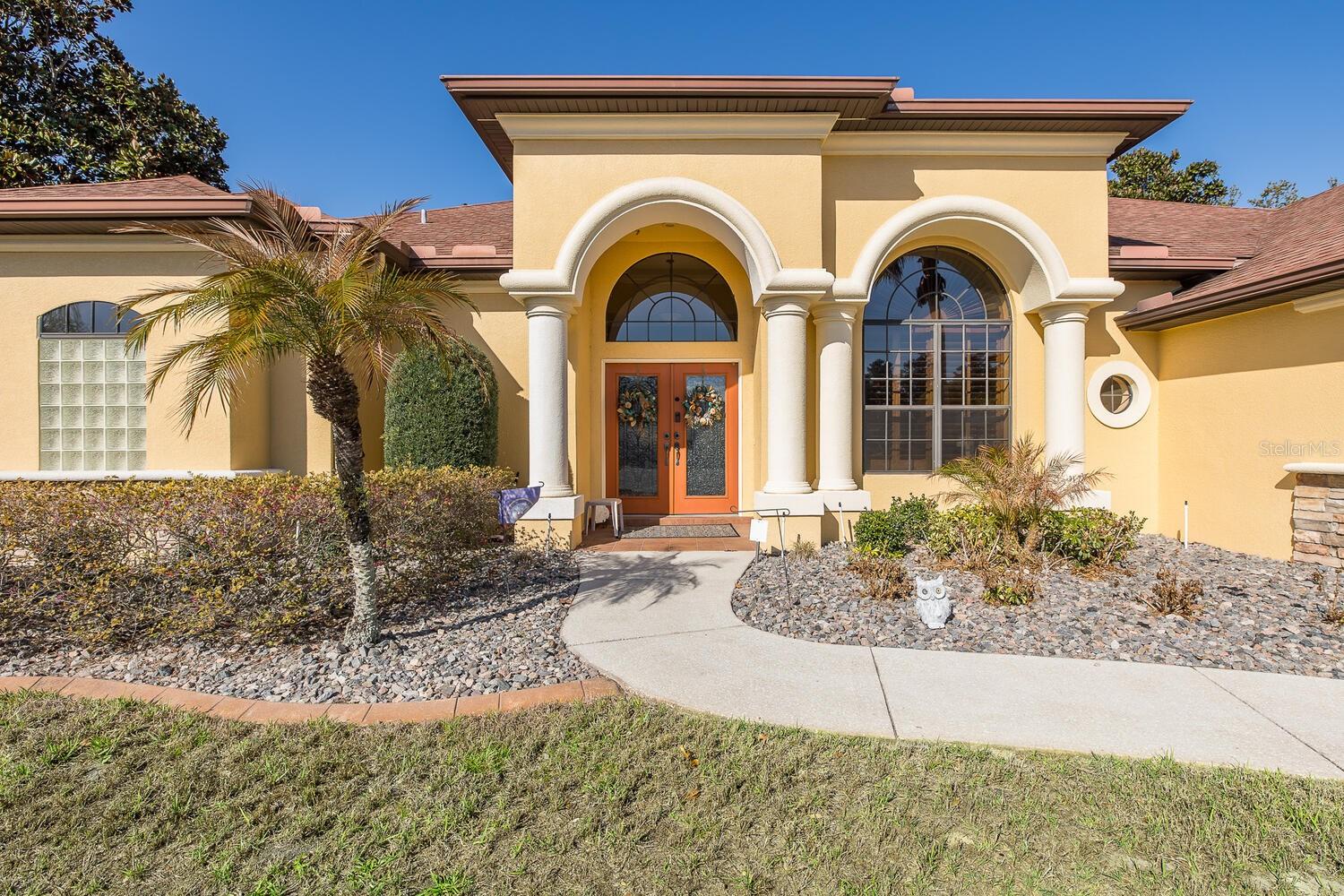 Image 13 of 69 For 427 Archway Drive