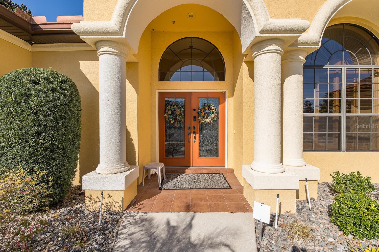 Image 14 of 69 For 427 Archway Drive