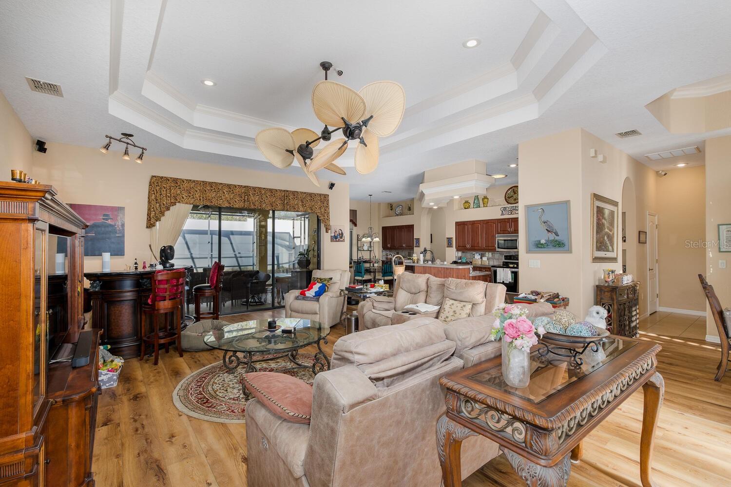 Image 19 of 69 For 427 Archway Drive