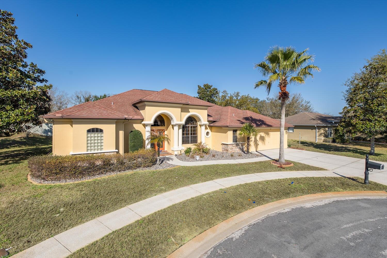 Image 2 of 69 For 427 Archway Drive