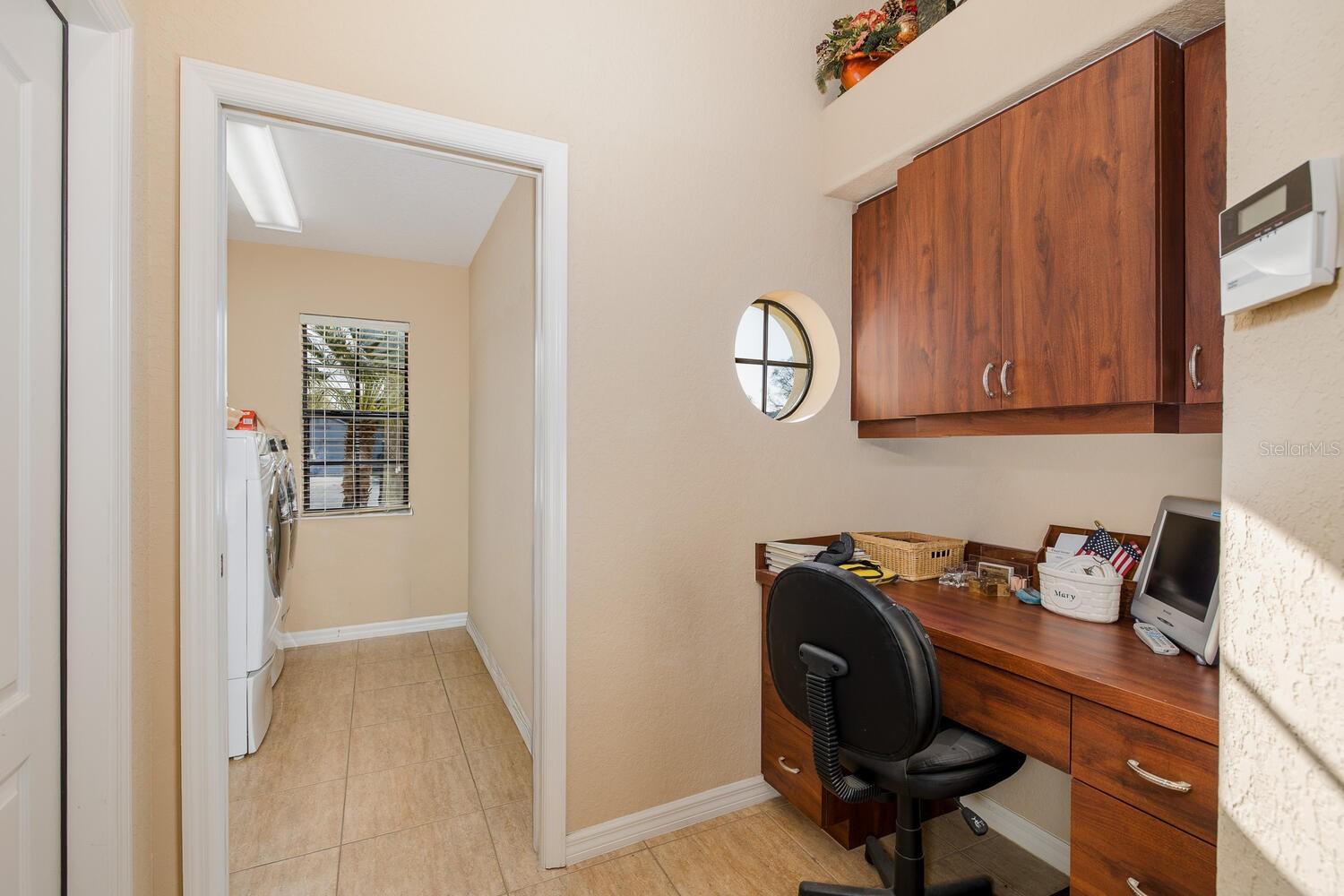 Image 48 of 69 For 427 Archway Drive