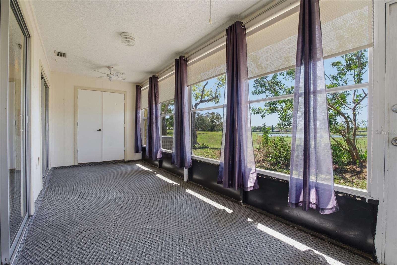 Image 28 of 47 For 11241 Dollar Lake Drive 4