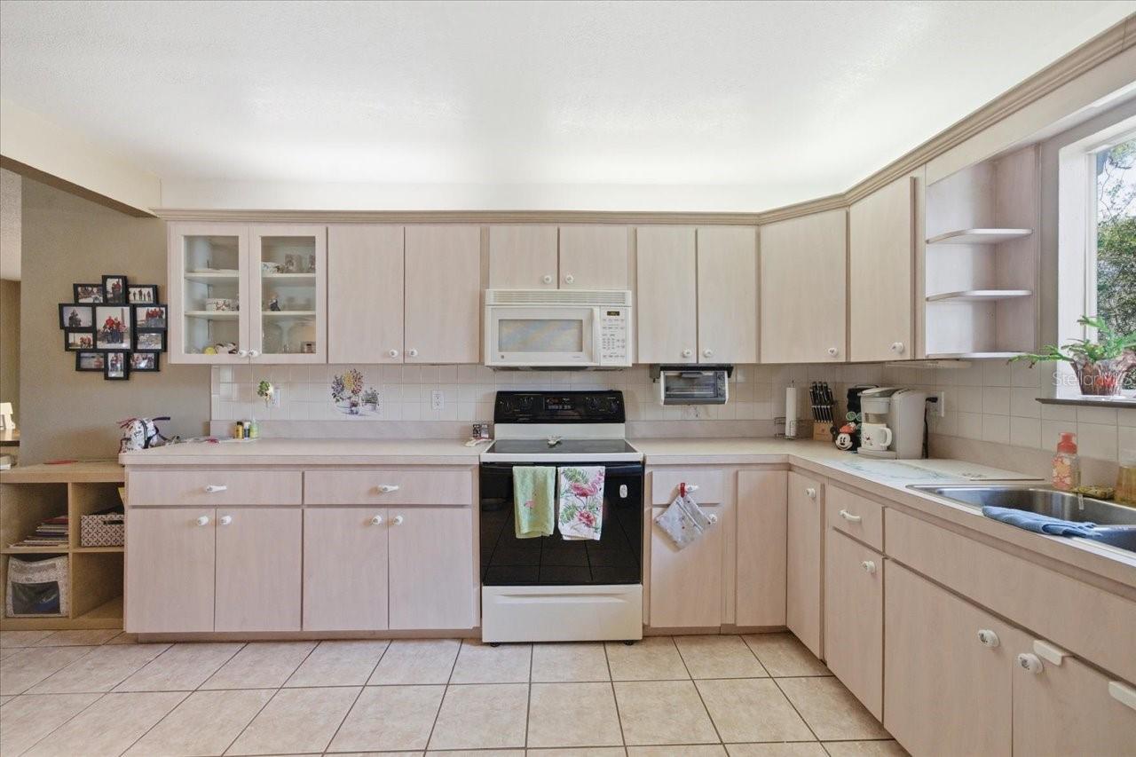 Image 17 of 59 For 10331 Casey Drive