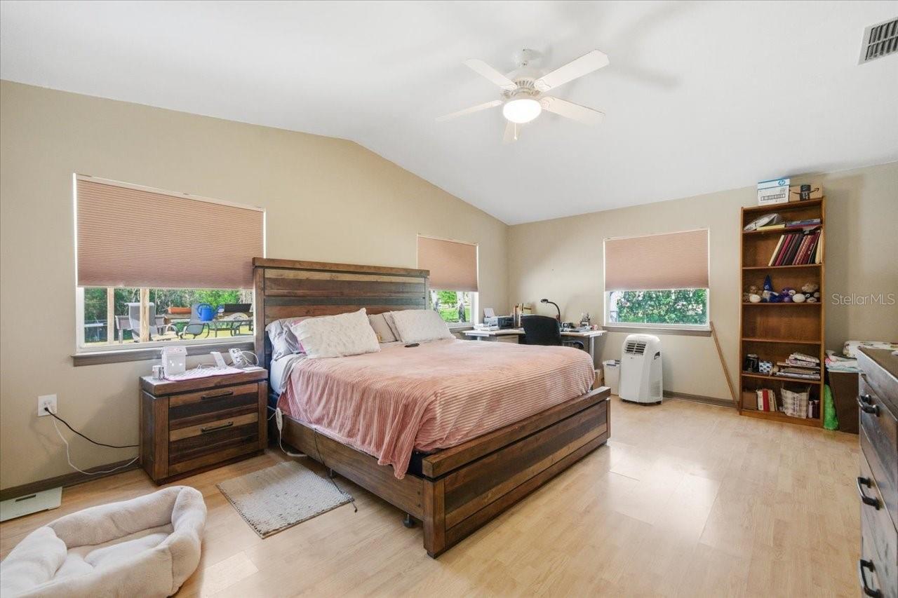 Image 26 of 59 For 10331 Casey Drive