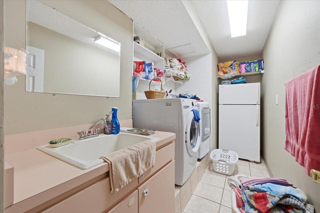 Image 40 of 59 For 10331 Casey Drive