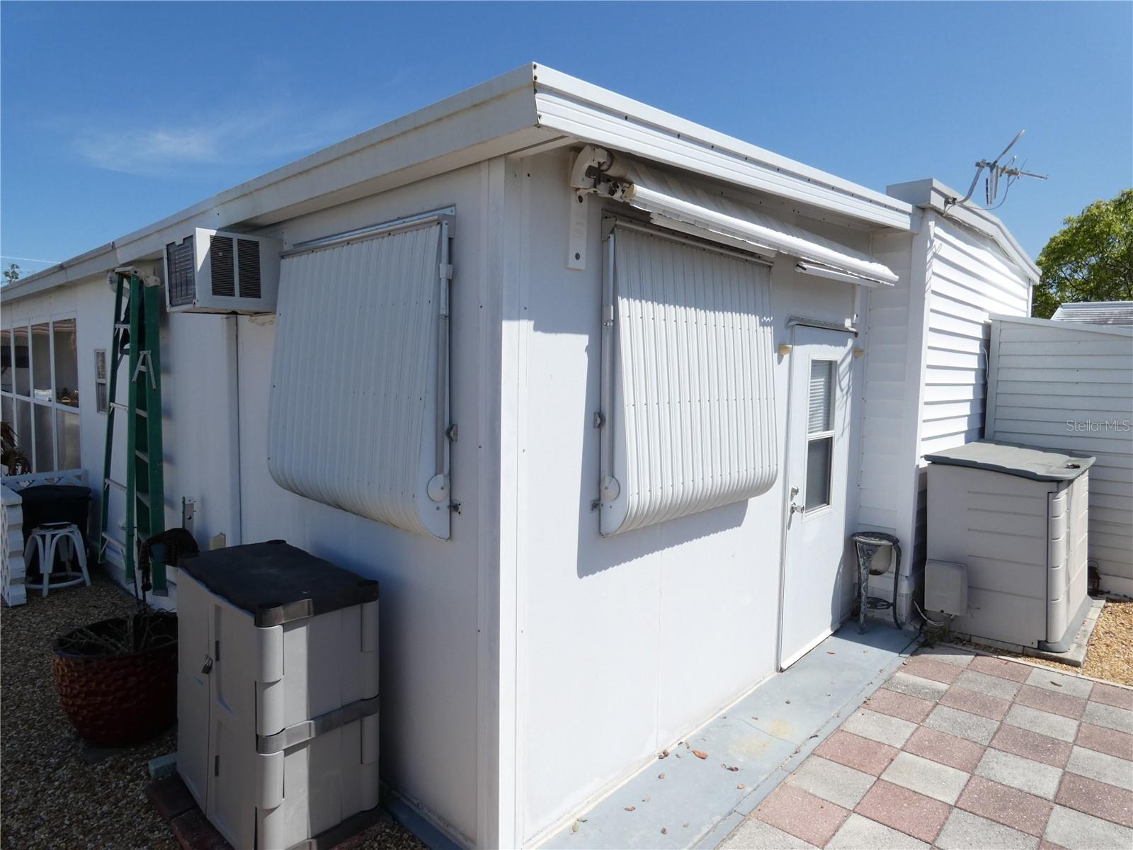 Image 13 of 34 For 3608 Tiki Drive