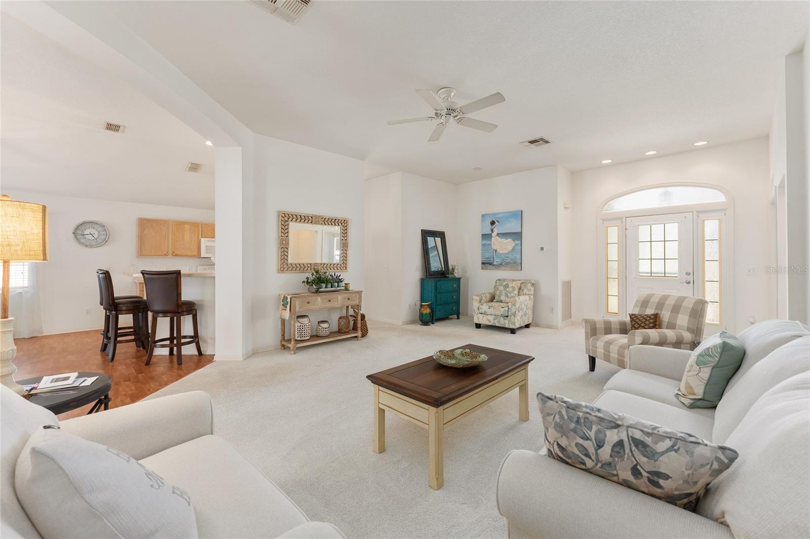 Image 11 of 74 For 9662 93rd Loop