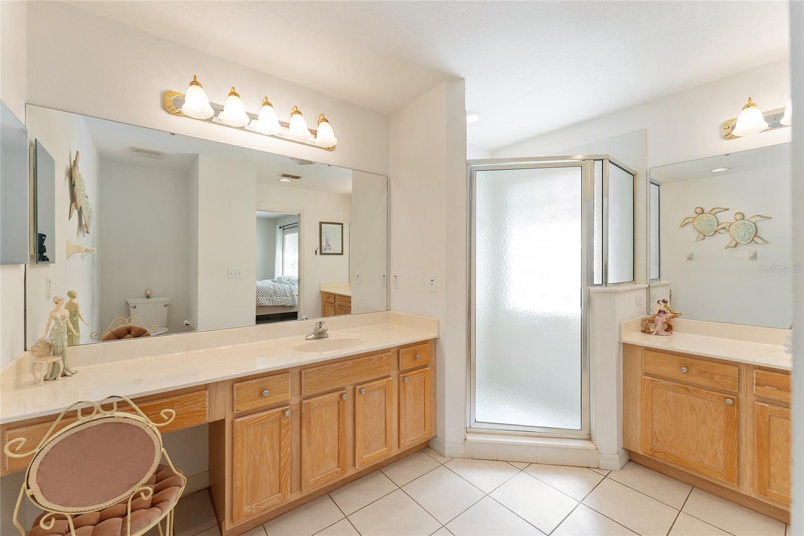 Image 33 of 74 For 9662 93rd Loop