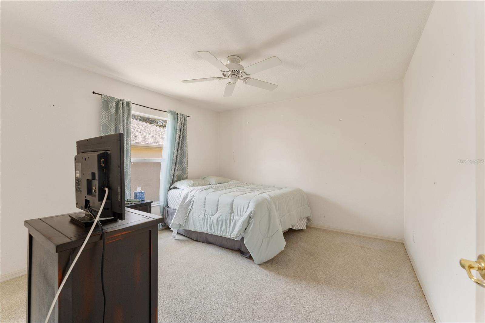 Image 39 of 74 For 9662 93rd Loop