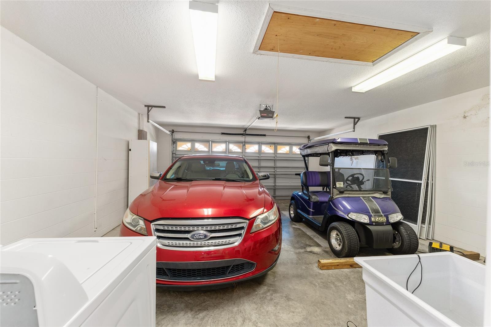 Image 42 of 74 For 9662 93rd Loop