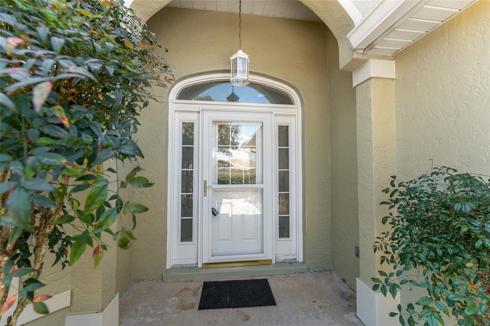 Image 7 of 74 For 9662 93rd Loop