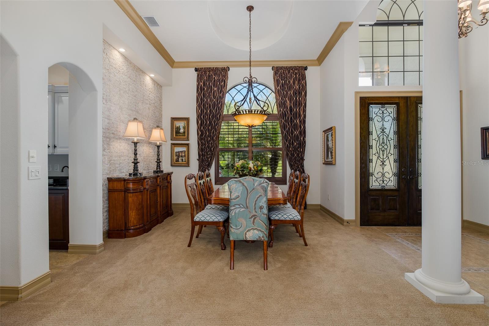 Image 11 of 97 For 10435 Pontofino Circle