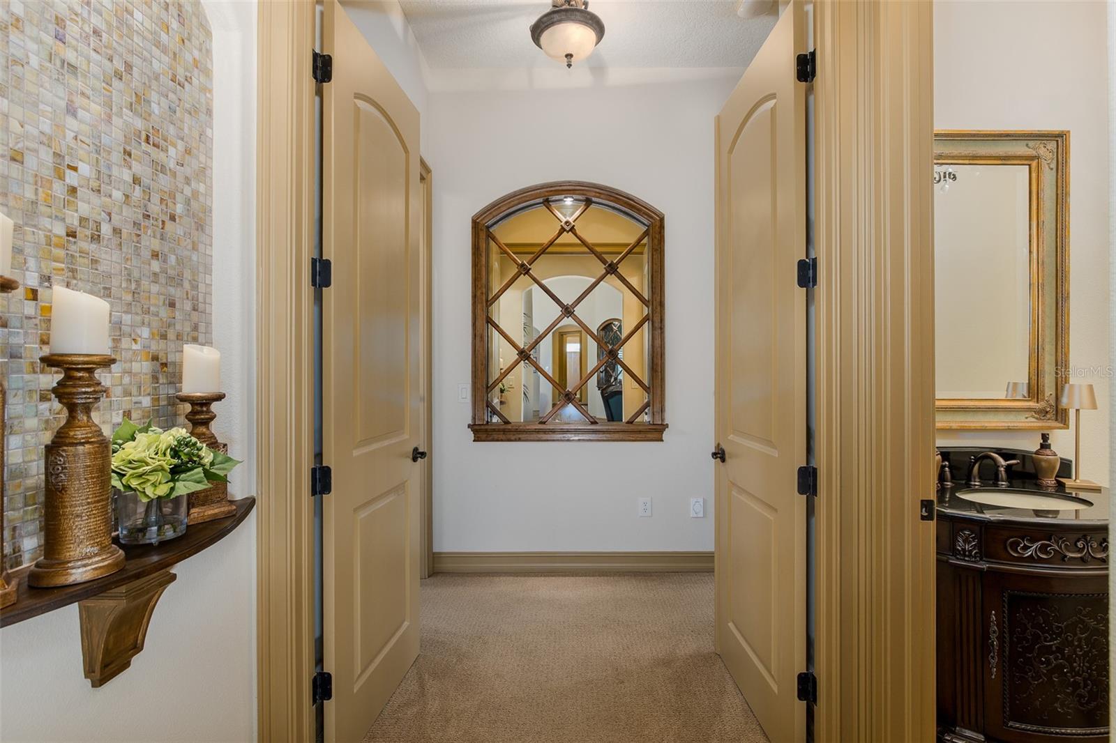 Image 33 of 97 For 10435 Pontofino Circle