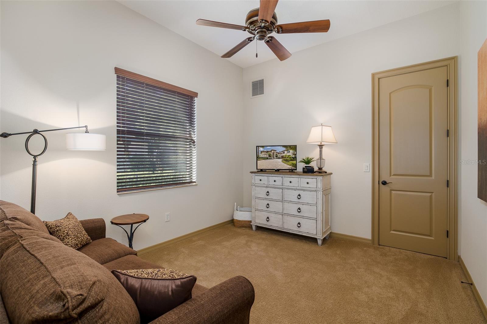 Image 53 of 97 For 10435 Pontofino Circle