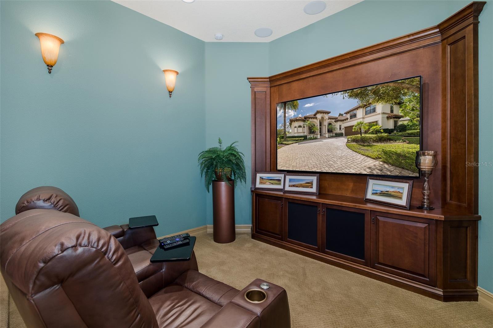 Image 55 of 97 For 10435 Pontofino Circle