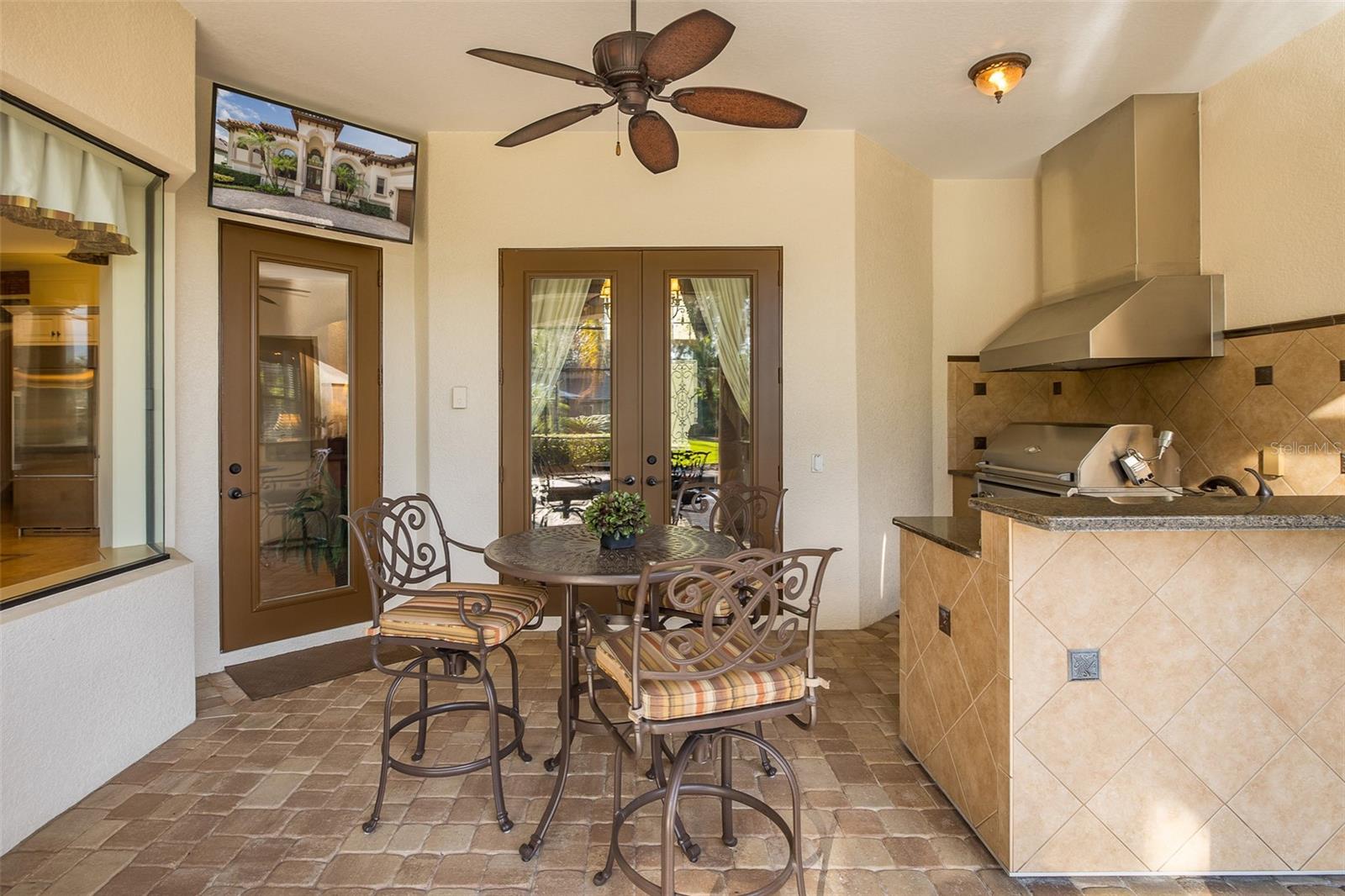 Image 70 of 97 For 10435 Pontofino Circle