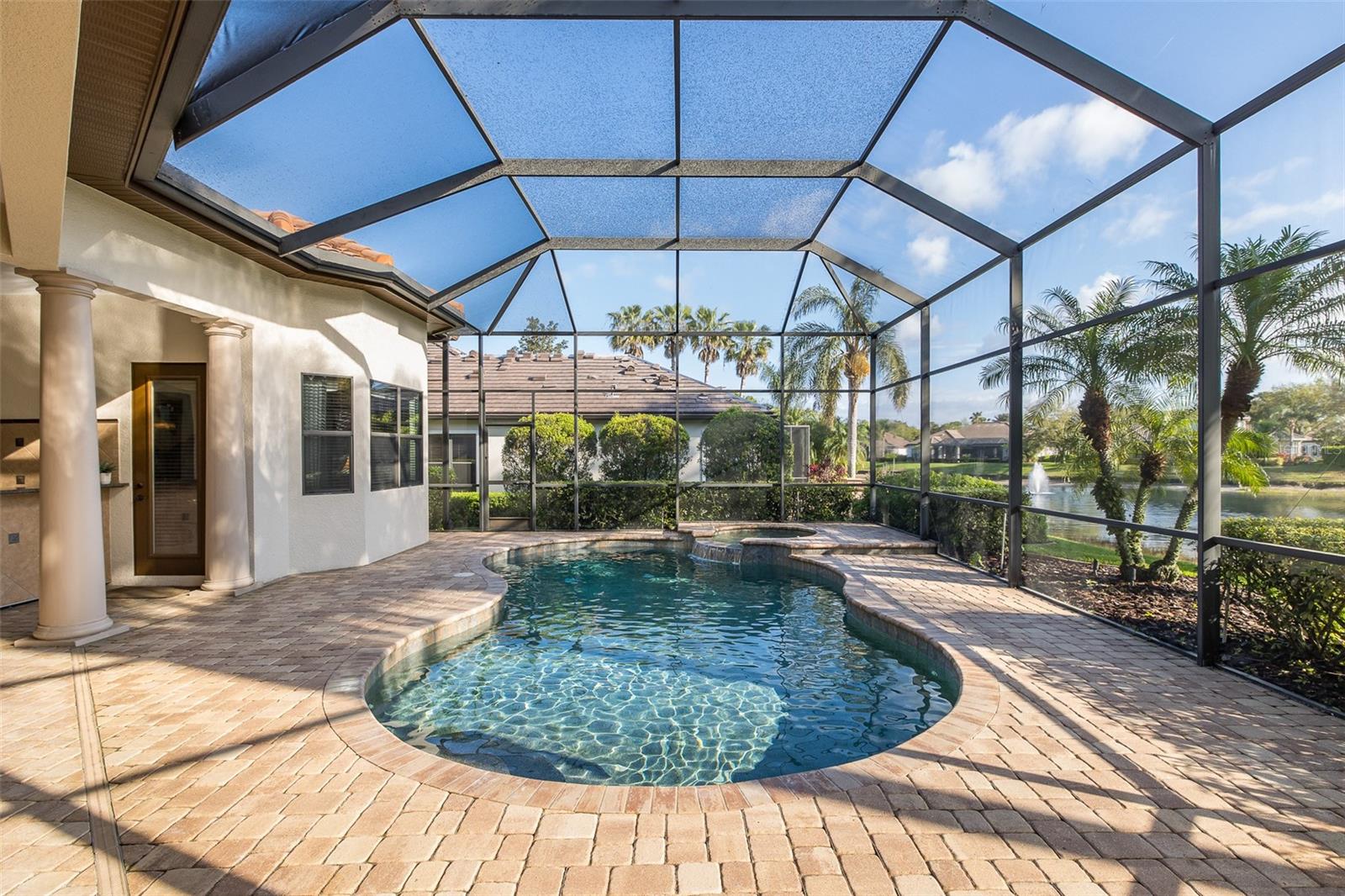 Image 73 of 97 For 10435 Pontofino Circle