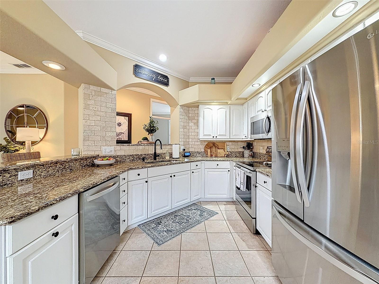 Image 13 of 93 For 15021 Tamarind Loop