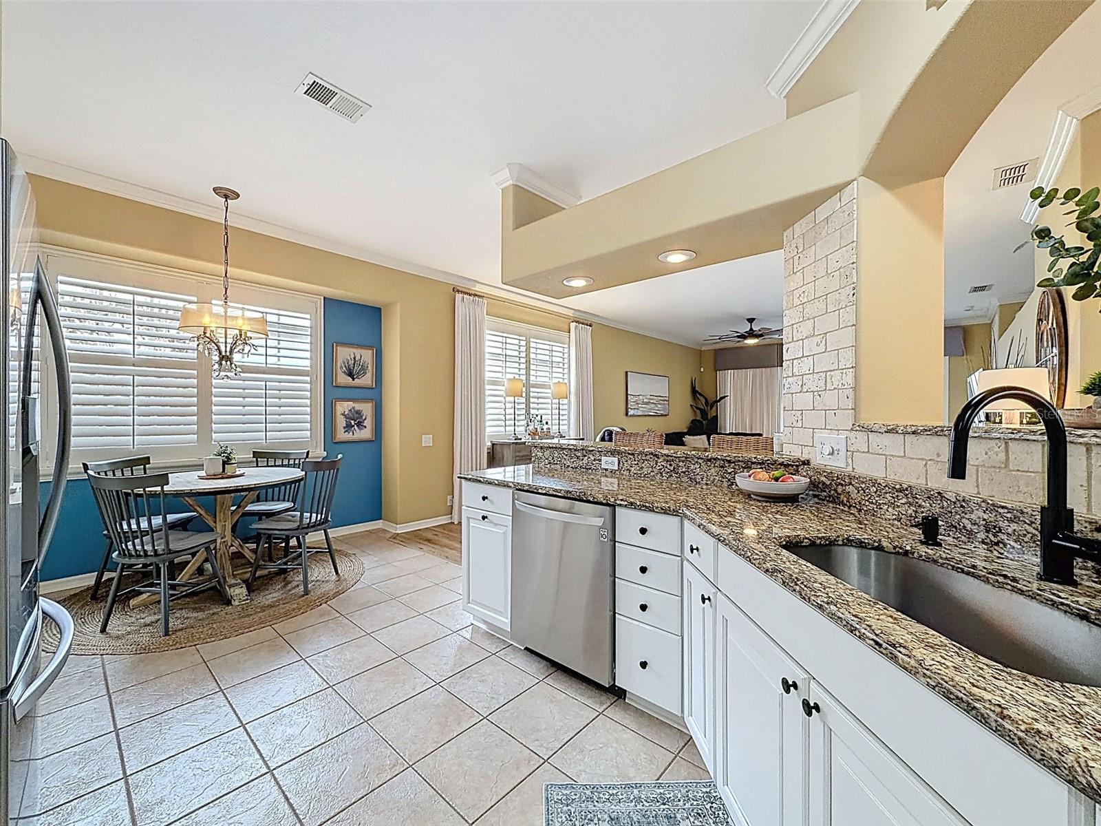 Image 15 of 93 For 15021 Tamarind Loop