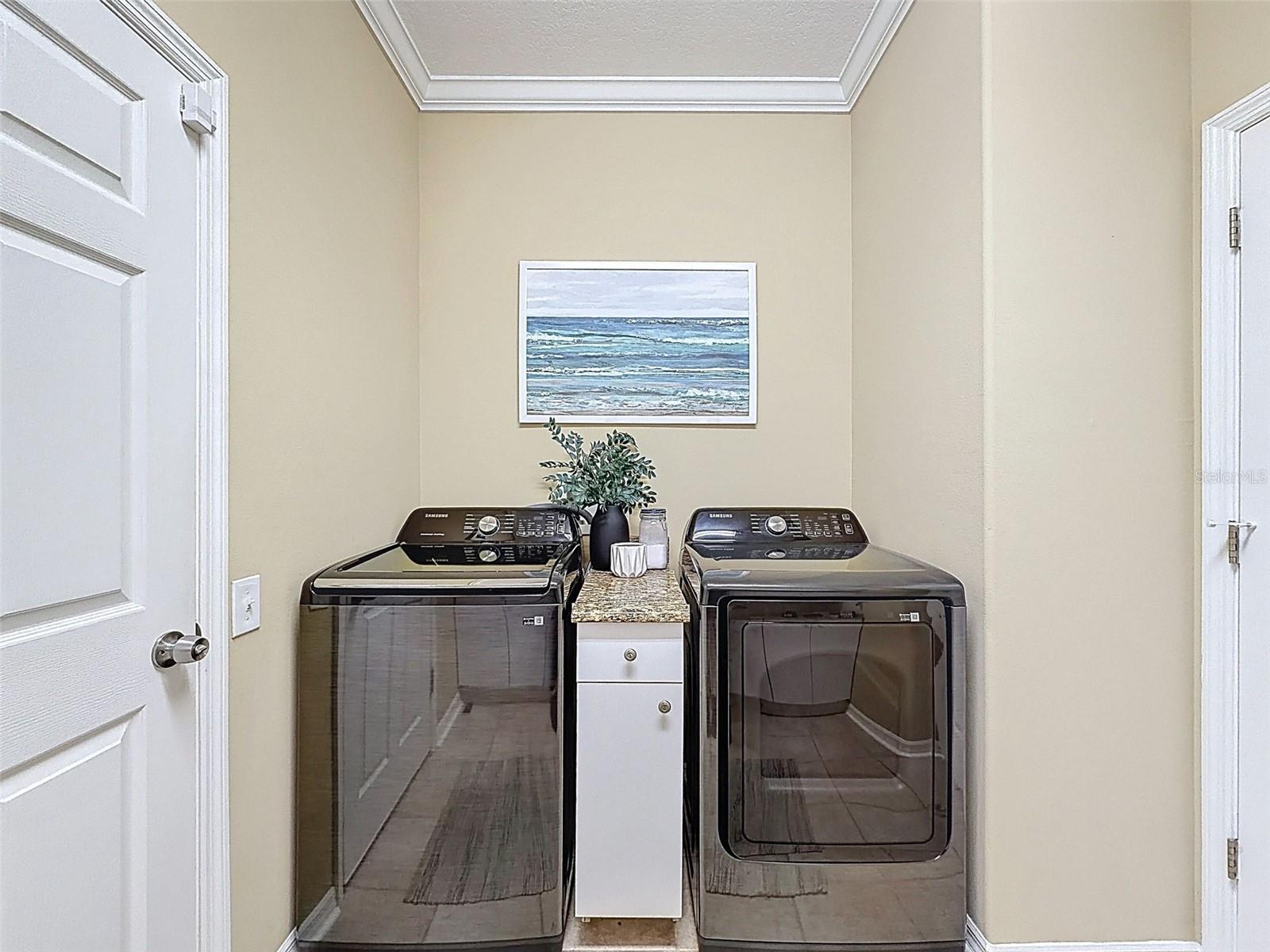 Image 20 of 93 For 15021 Tamarind Loop