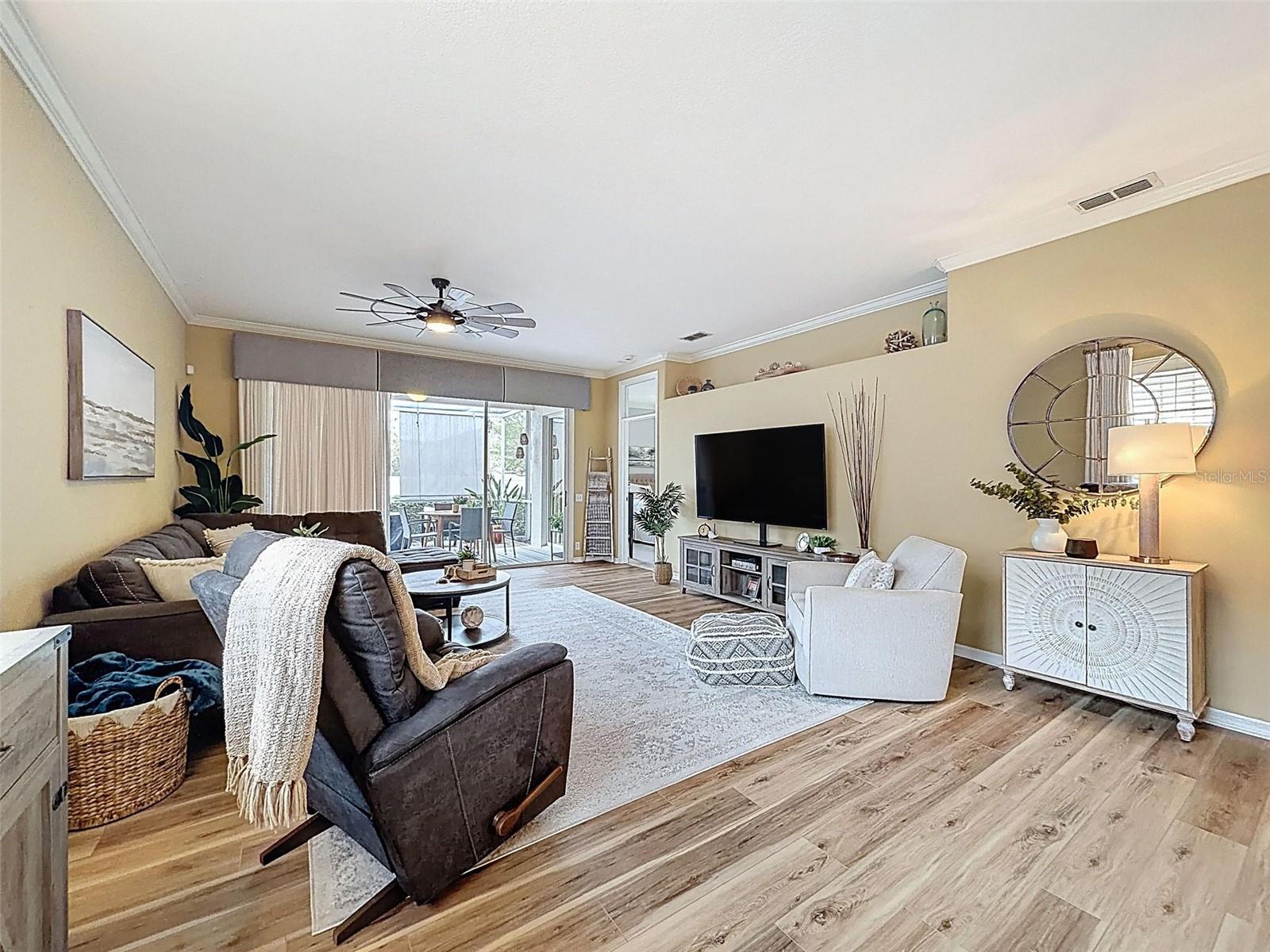 Image 22 of 93 For 15021 Tamarind Loop