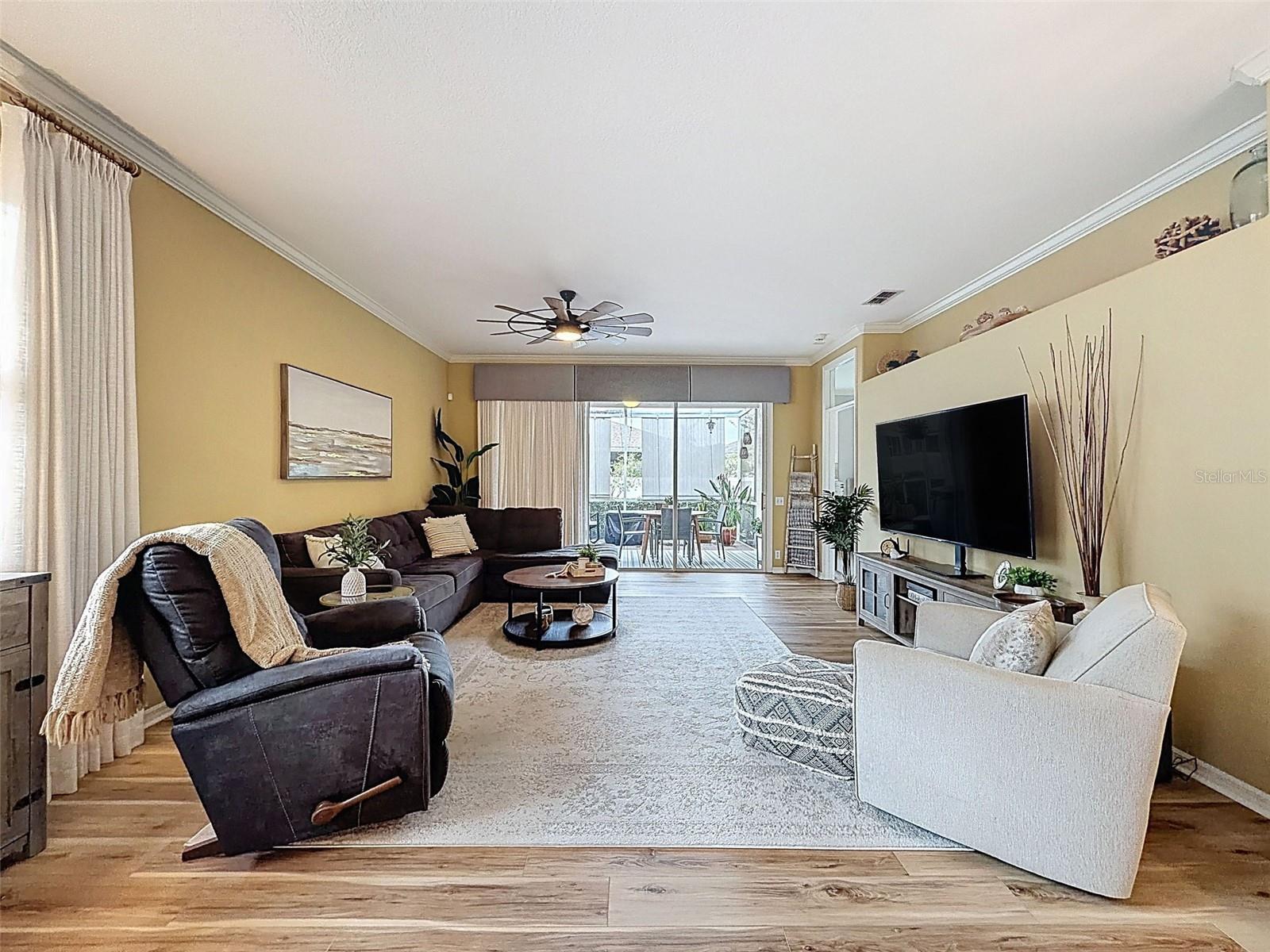 Image 23 of 93 For 15021 Tamarind Loop