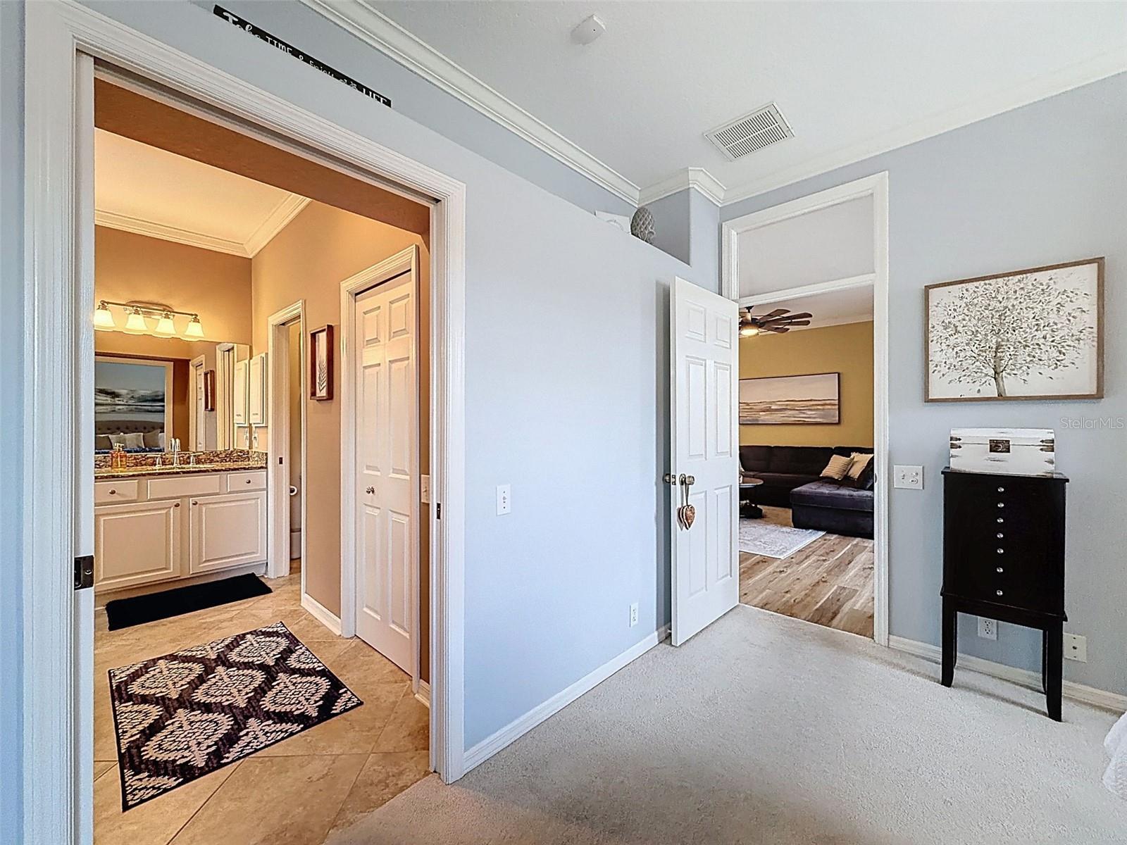 Image 29 of 93 For 15021 Tamarind Loop