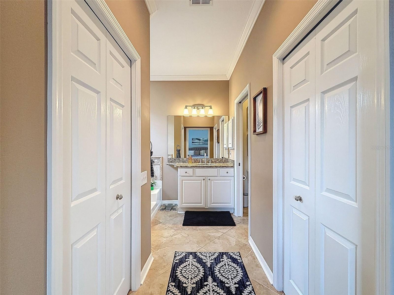 Image 33 of 93 For 15021 Tamarind Loop