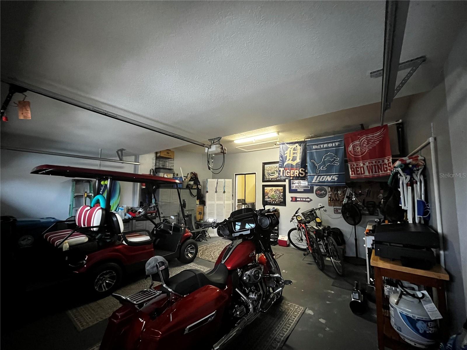 Image 56 of 93 For 15021 Tamarind Loop