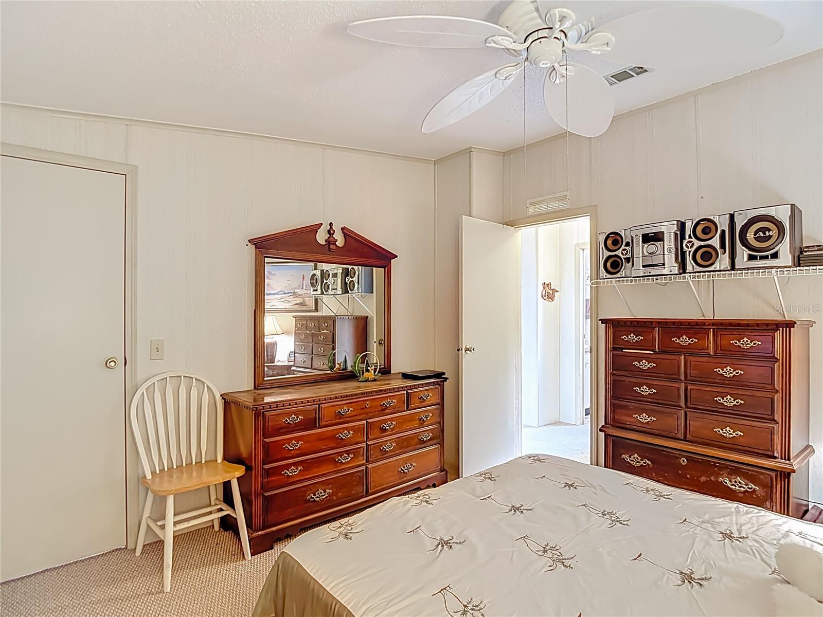 Image 18 of 54 For 10321 Marinette Avenue