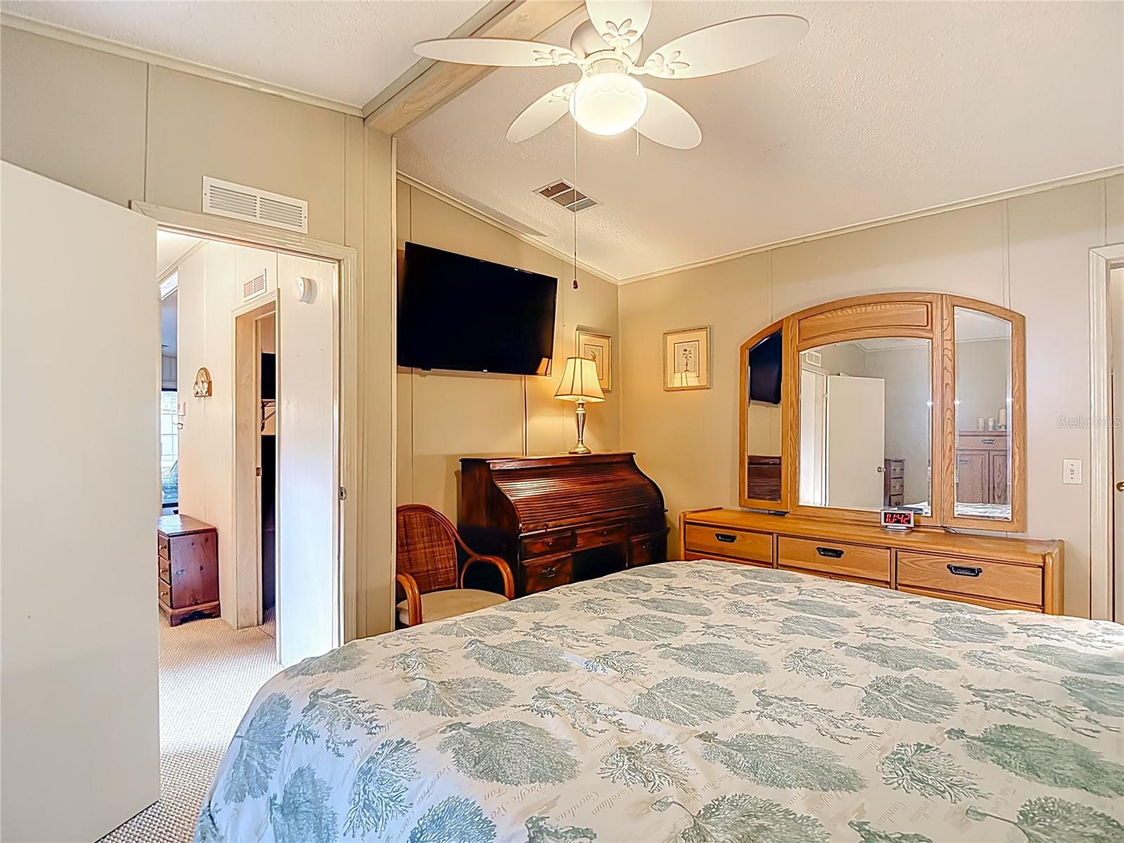 Image 26 of 54 For 10321 Marinette Avenue