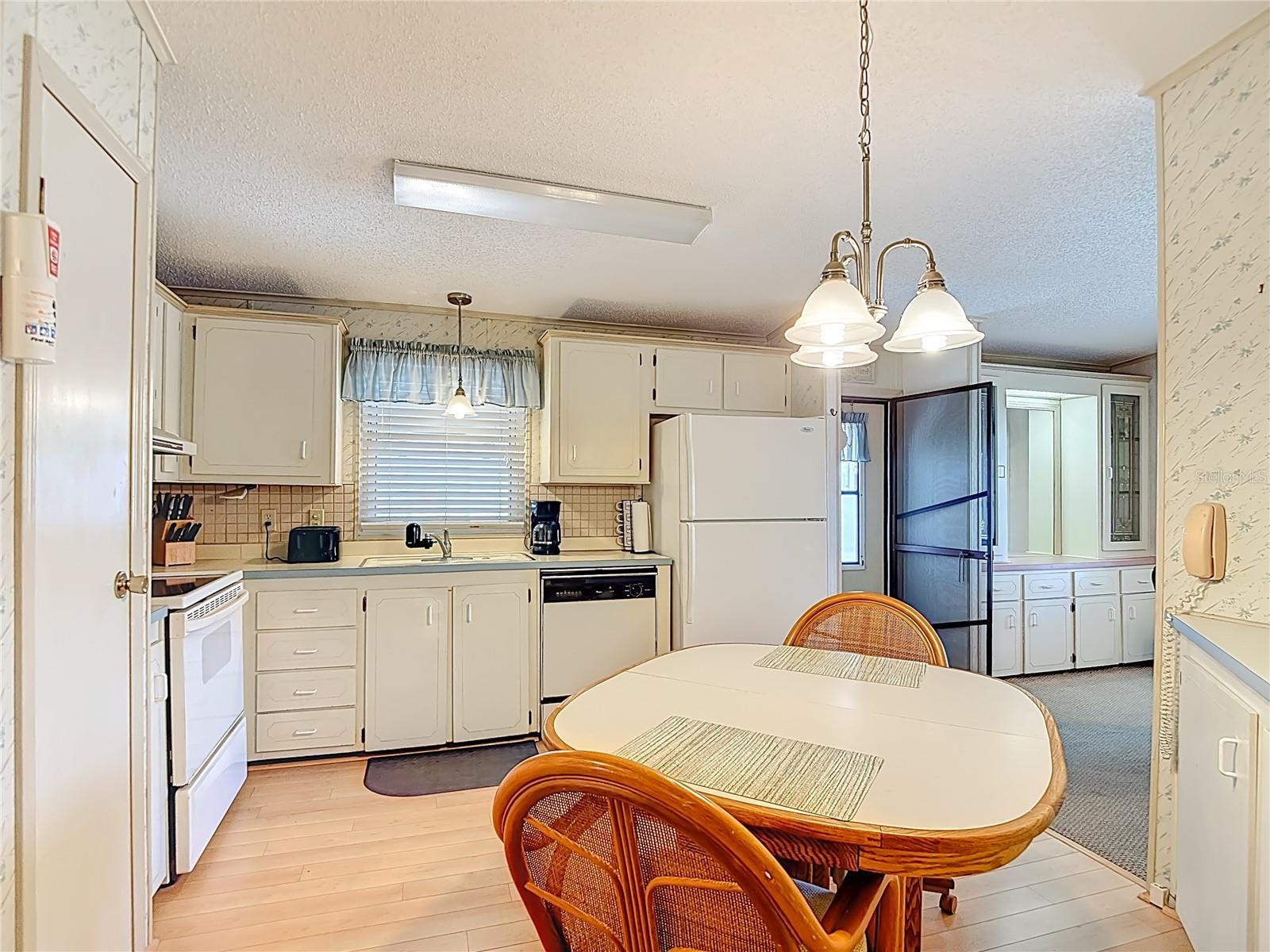 Image 3 of 54 For 10321 Marinette Avenue