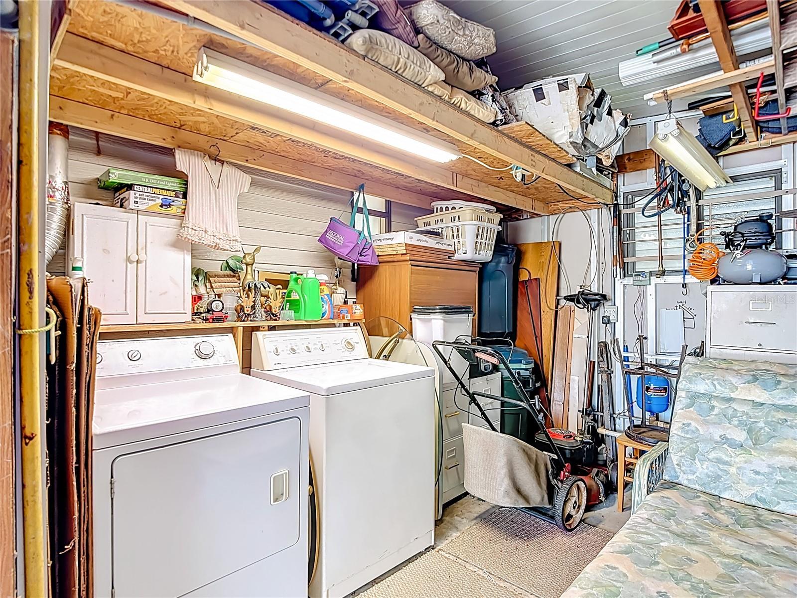 Image 35 of 54 For 10321 Marinette Avenue