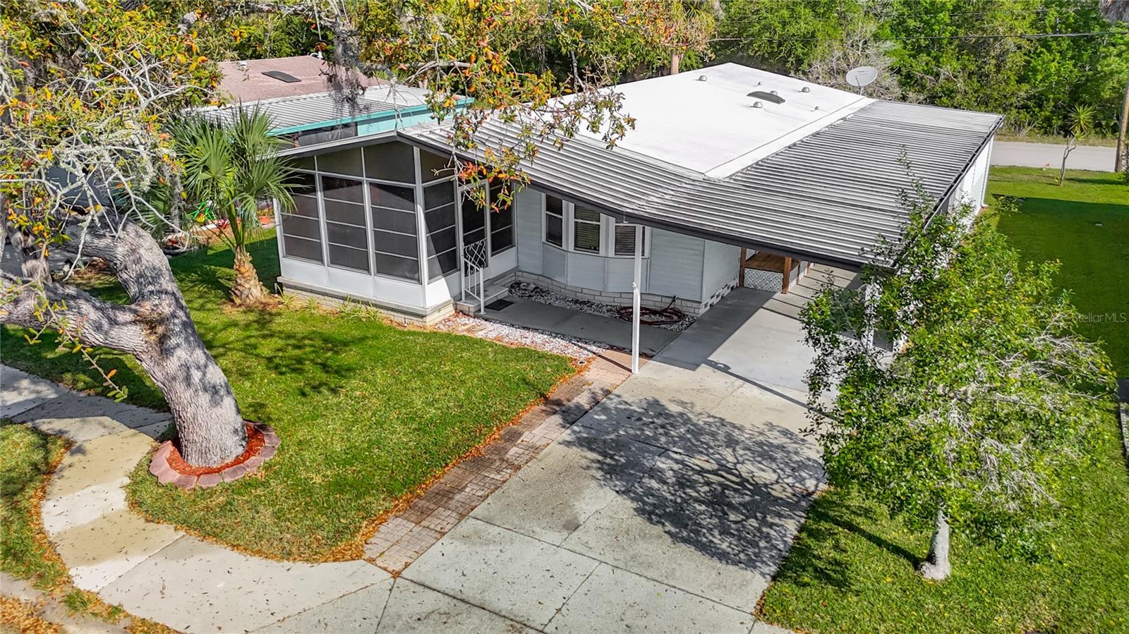 Image 46 of 54 For 10321 Marinette Avenue