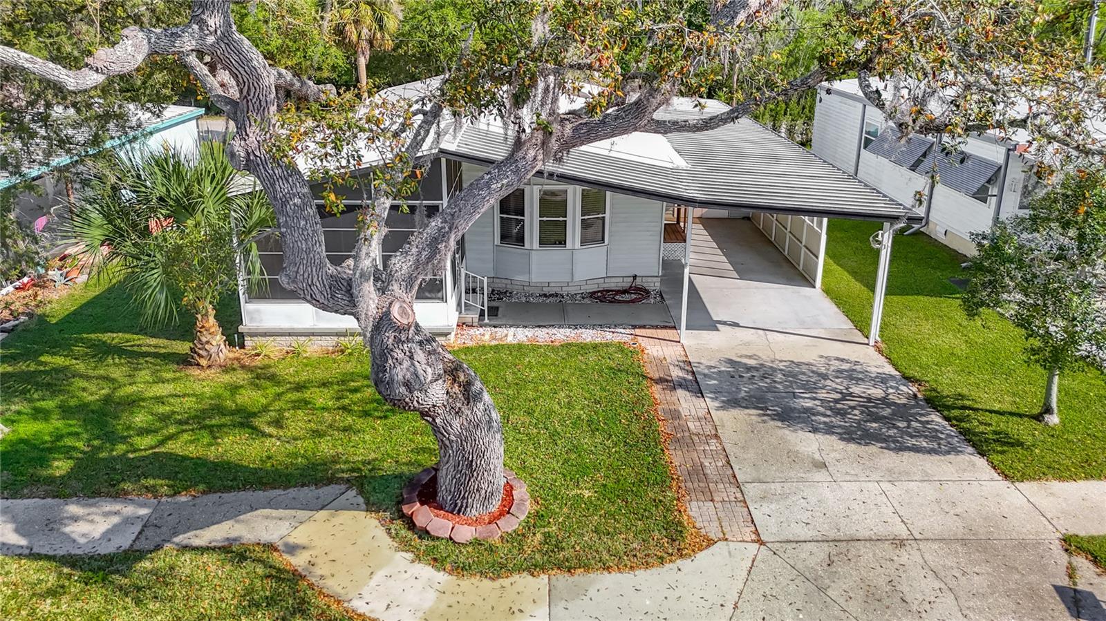 Image 47 of 54 For 10321 Marinette Avenue