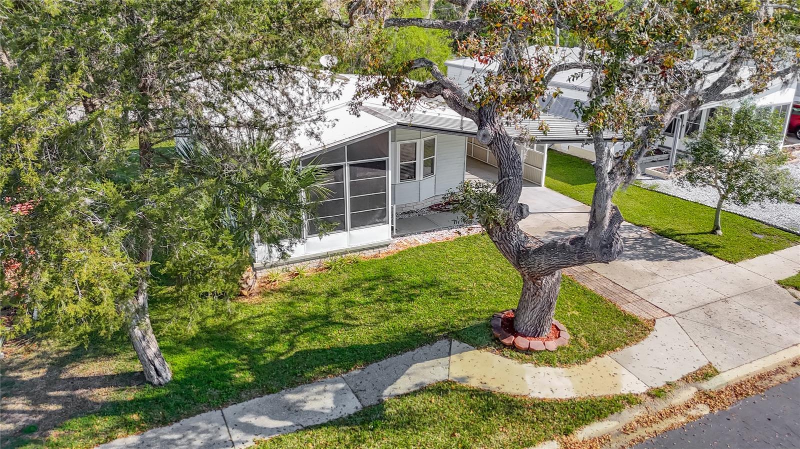 Image 48 of 54 For 10321 Marinette Avenue