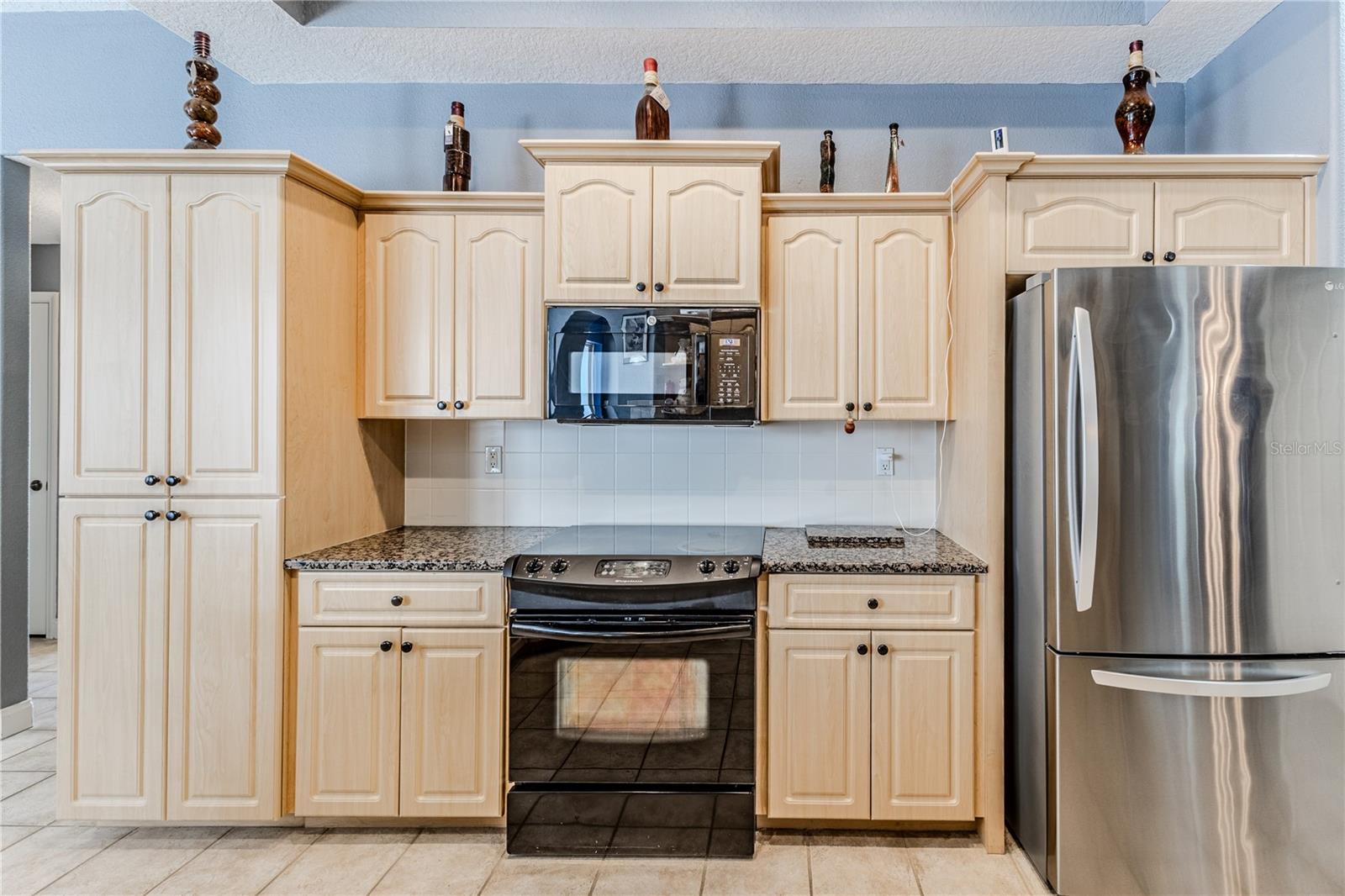 Listing photo id 19 for 12390 Glen Haven Street