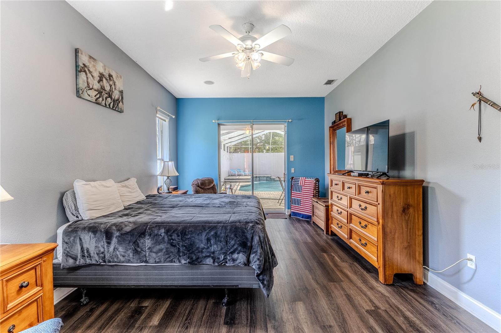 Listing photo id 24 for 12390 Glen Haven Street