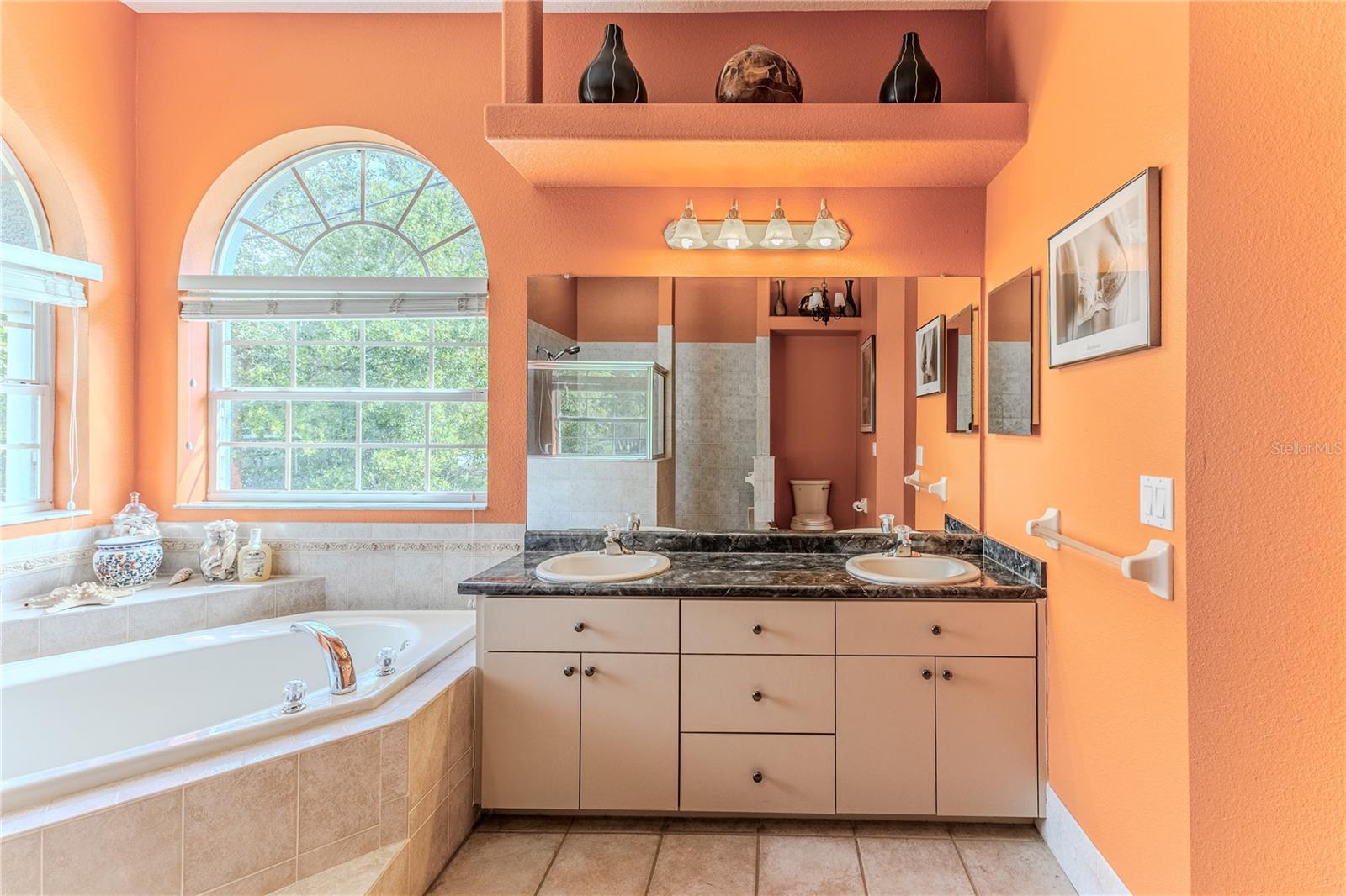 Listing photo id 26 for 12390 Glen Haven Street