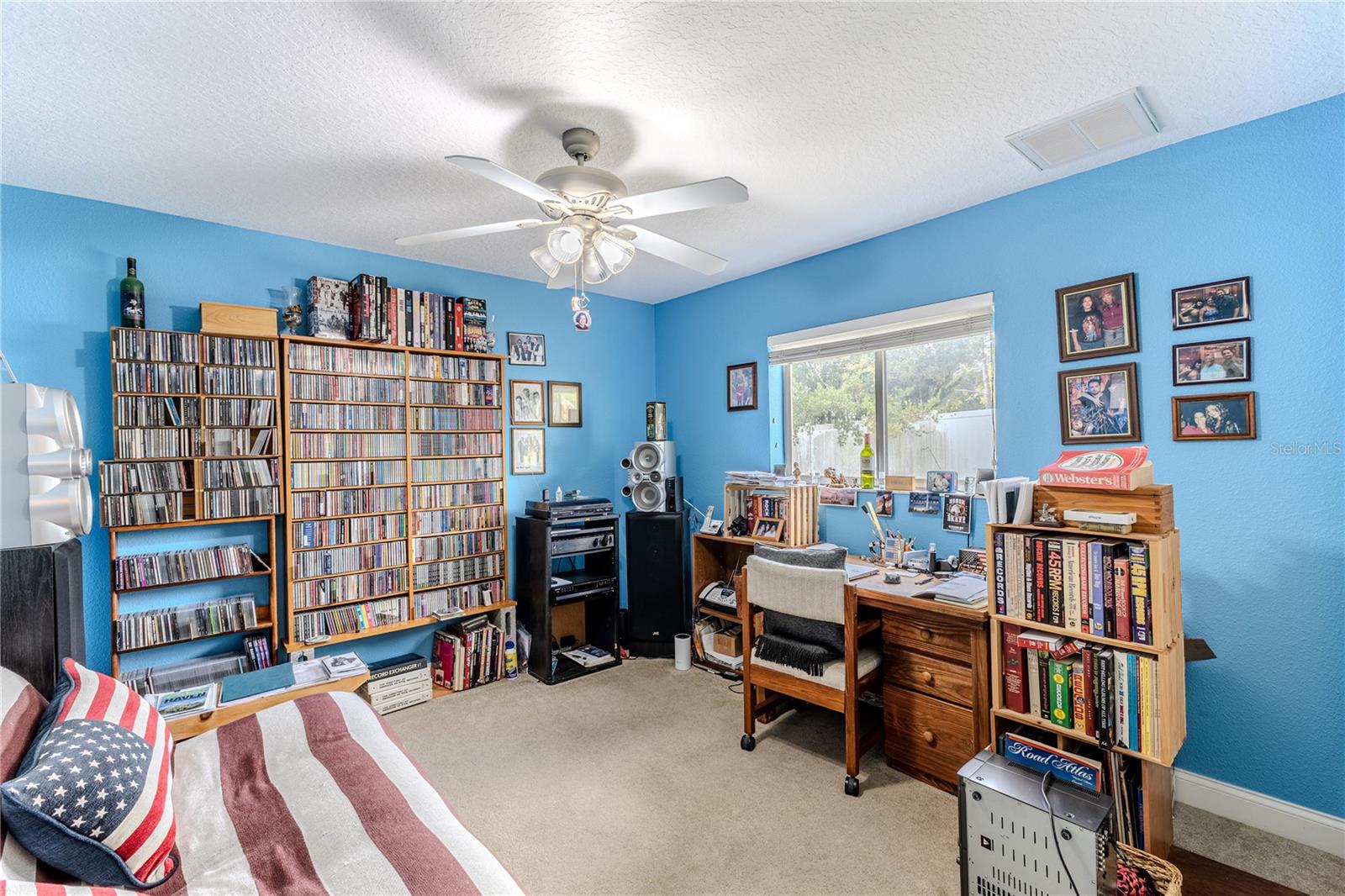 Listing photo id 34 for 12390 Glen Haven Street